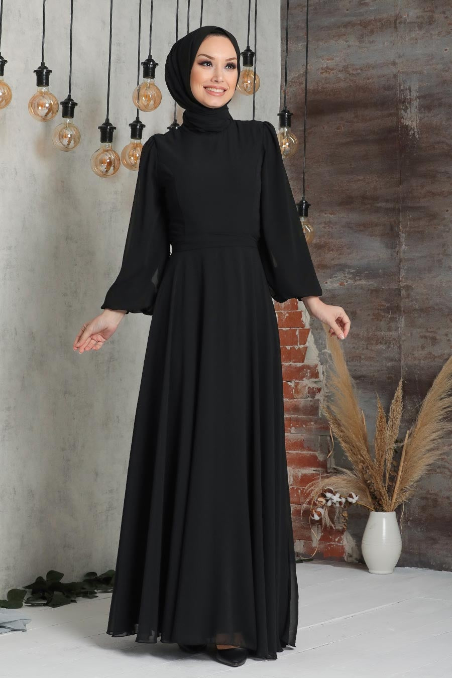 Modest Black